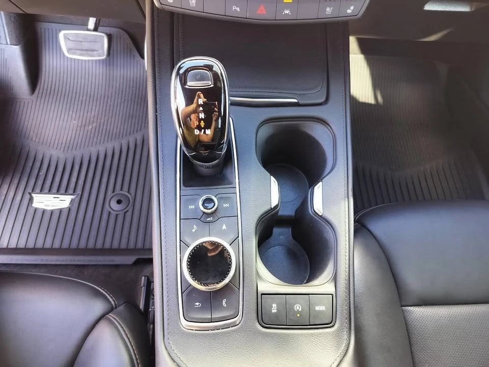 2023 Cadillac XT4 - Image 16 of 20