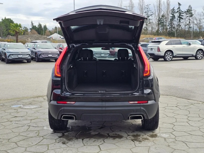 2023 Cadillac XT4 - Image 8 of 18