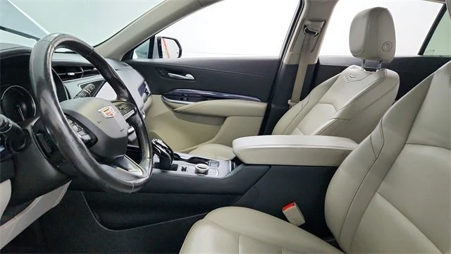 2023 Cadillac XT4 - Image 12 of 20
