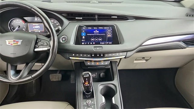 2023 Cadillac XT4 - Image 16 of 20