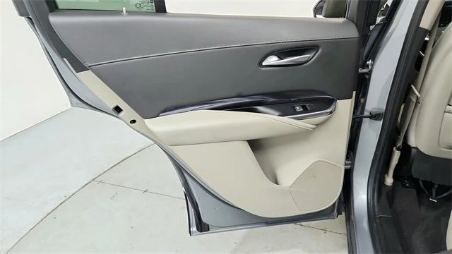 2023 Cadillac XT4 - Image 17 of 20