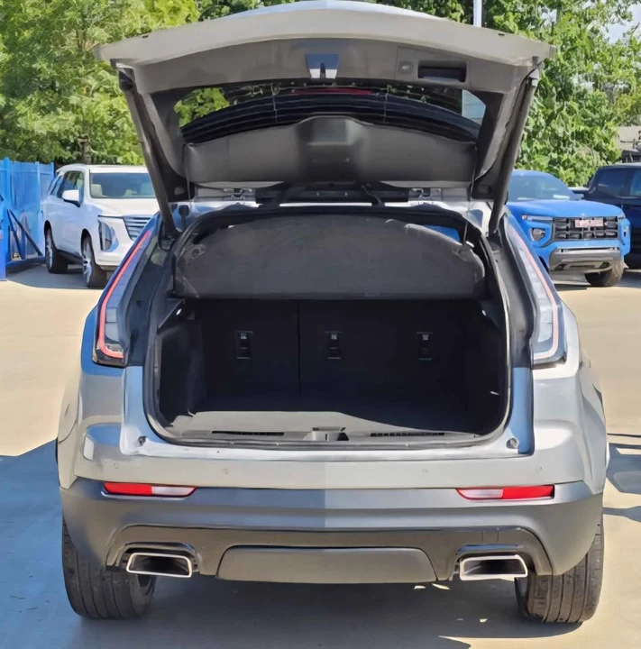 2023 Cadillac XT4 - Image 7 of 18