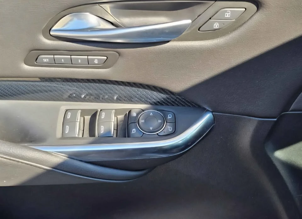 2023 Cadillac XT4 - Image 12 of 18