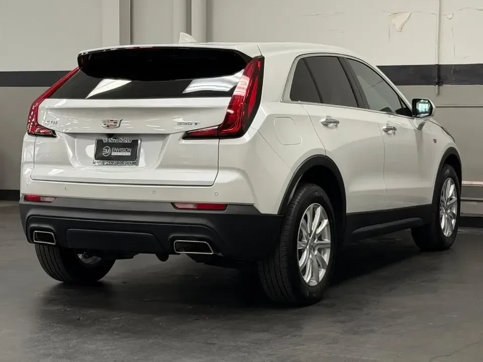 2023 Cadillac XT4 - Image 10 of 20
