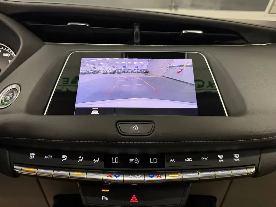 2023 Cadillac XT4 - Image 19 of 20