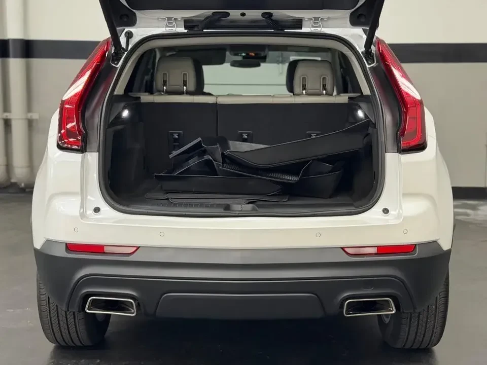 2023 Cadillac XT4 - Image 13 of 20
