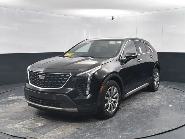 2023 Cadillac XT4 - Image 2 of 15