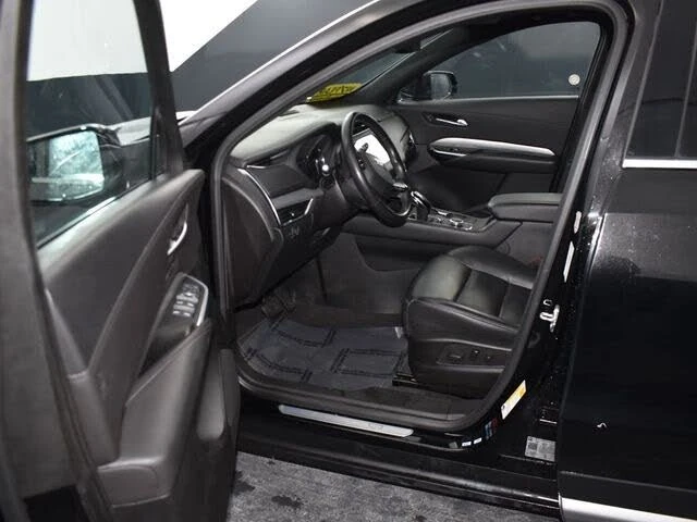 2023 Cadillac XT4 - Image 8 of 15