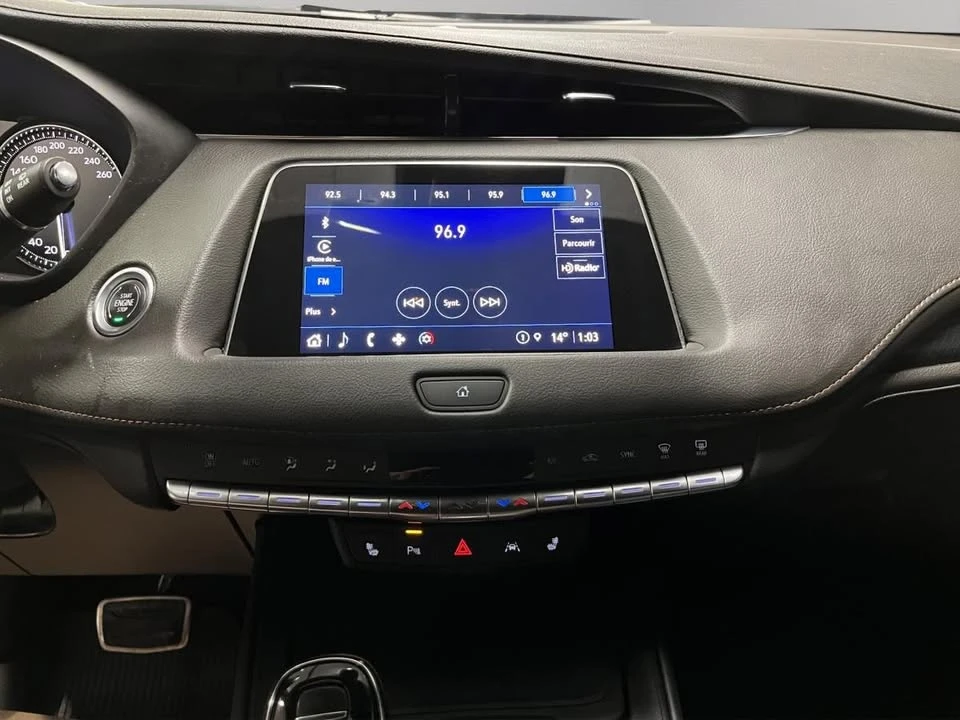 2023 Cadillac XT4 - Image 10 of 18