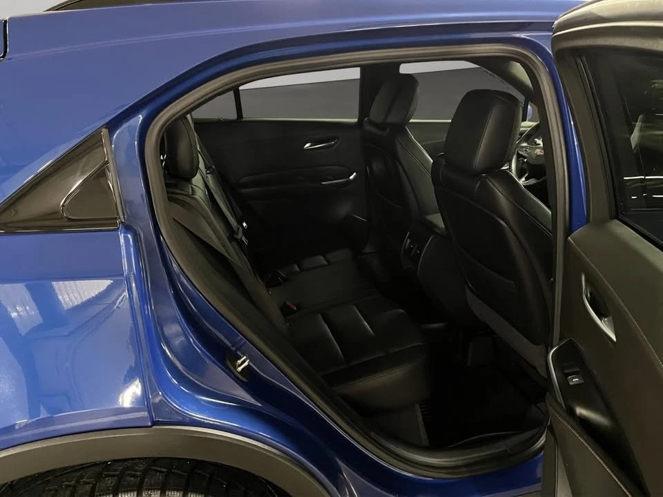 2023 Cadillac XT4 - Image 17 of 18