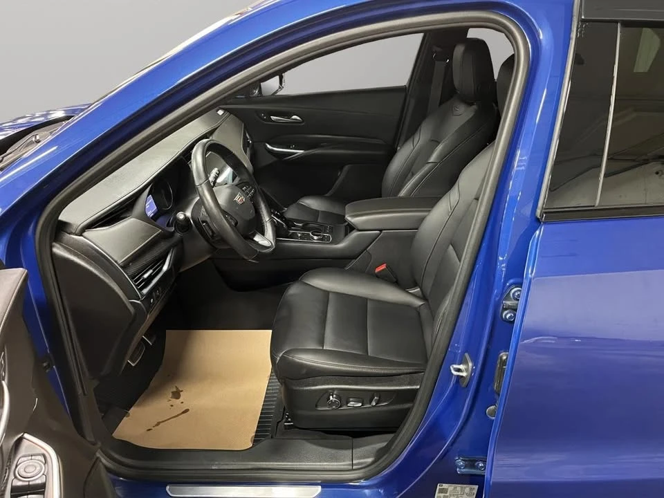 2023 Cadillac XT4 - Image 14 of 18
