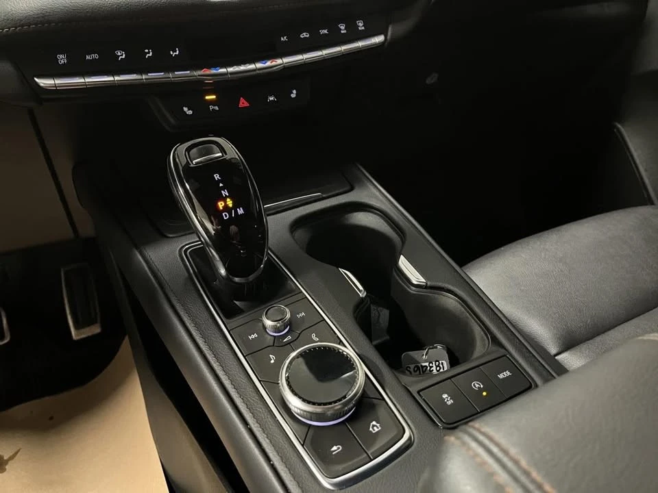 2023 Cadillac XT4 - Image 11 of 18