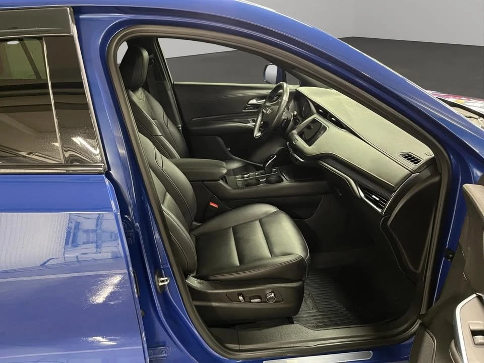 2023 Cadillac XT4 - Image 16 of 18