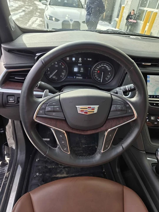 2023 Cadillac XT5 - Image 14 of 20