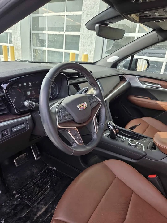 2023 Cadillac XT5 - Image 12 of 20