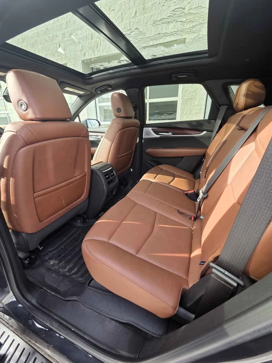 2023 Cadillac XT5 - Image 18 of 20