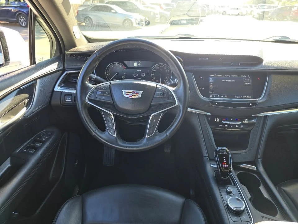 2023 Cadillac XT5 - Image 17 of 20