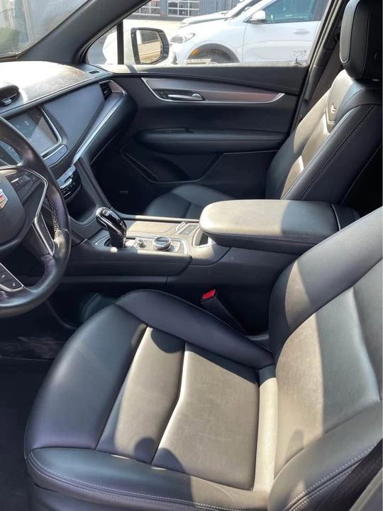 2023 Cadillac XT5 - Image 13 of 14