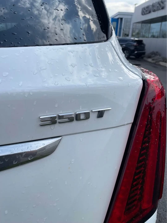 2023 Cadillac XT5 - Image 5 of 14
