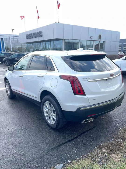 2023 Cadillac XT5 - Image 3 of 14
