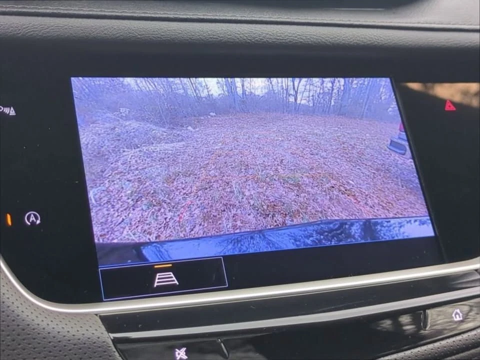 2023 Cadillac XT5 - Image 12 of 18