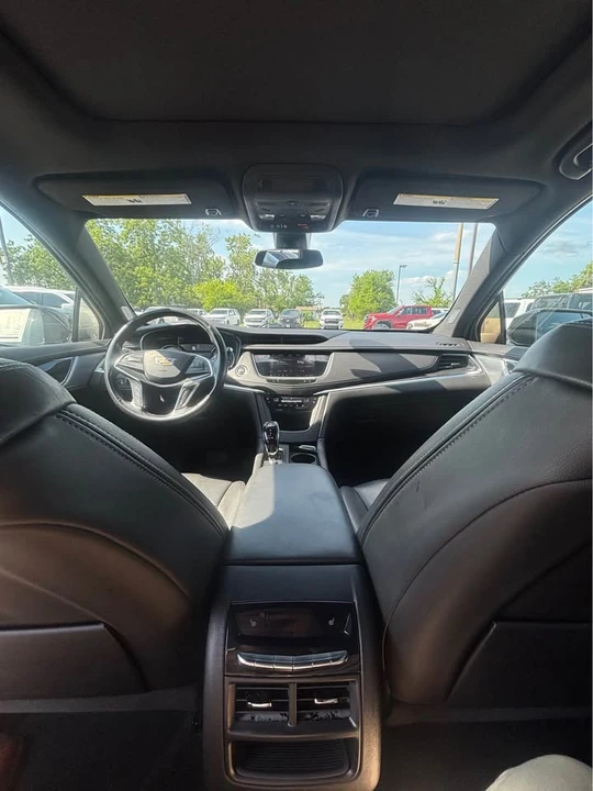 2023 Cadillac XT5 - Image 5 of 8