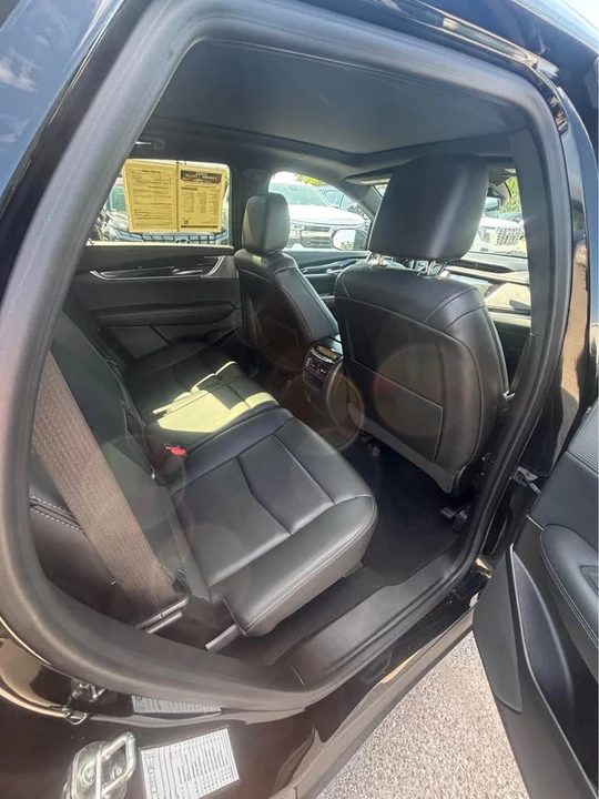 2023 Cadillac XT5 - Image 6 of 8
