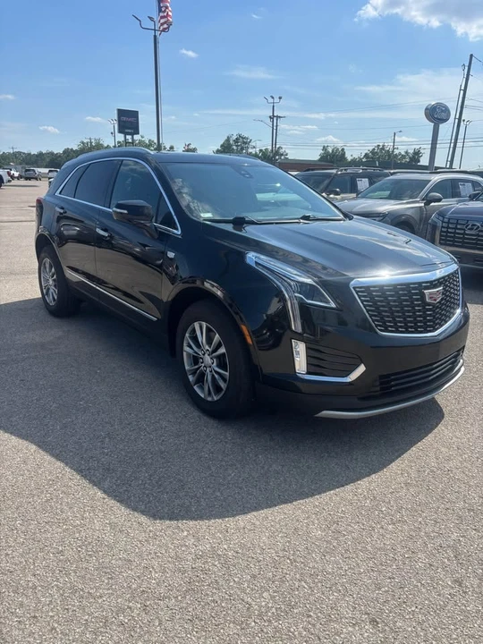 2023 Cadillac XT5 - Image 2 of 8