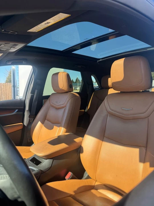 2023 Cadillac XT5 - Image 8 of 13