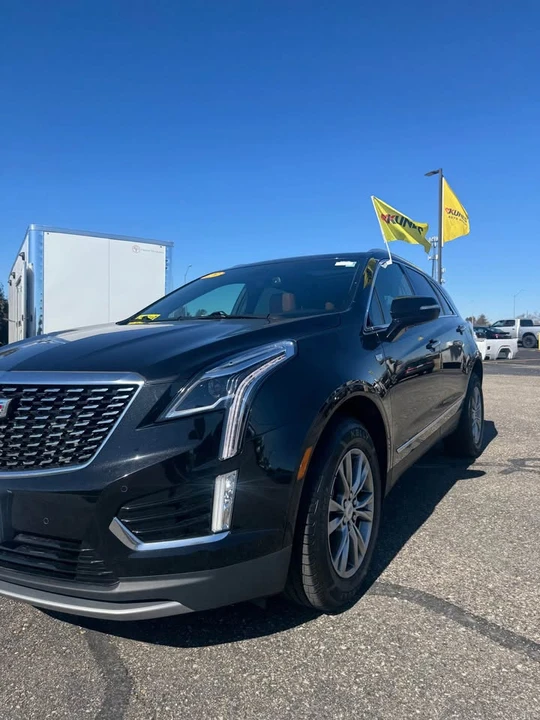 2023 Cadillac XT5 - Image 3 of 13