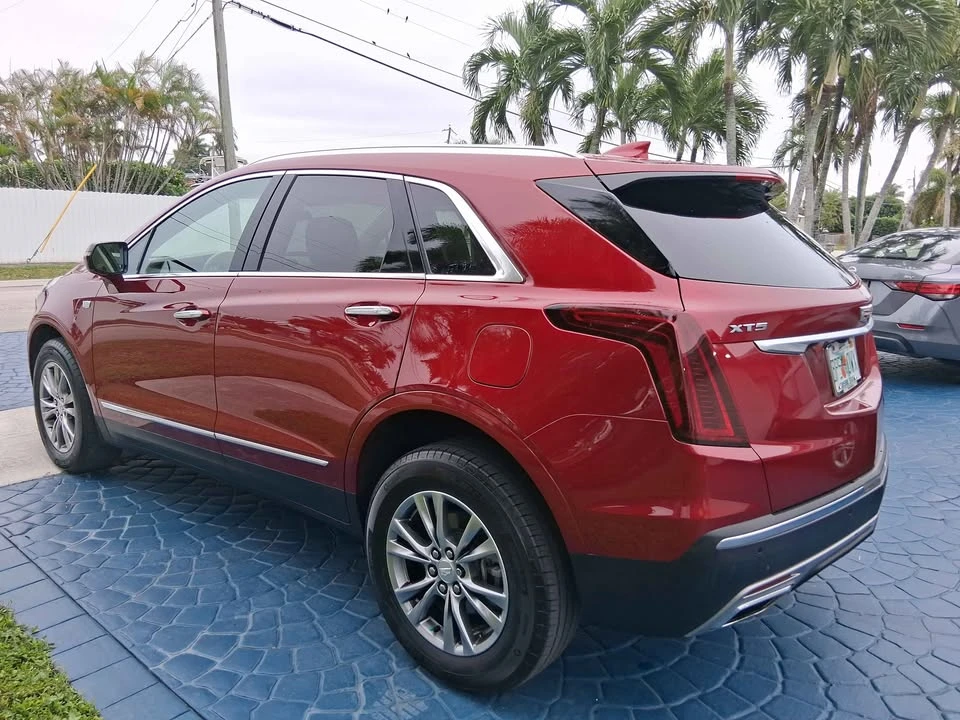 2023 Cadillac XT5 - Image 5 of 17