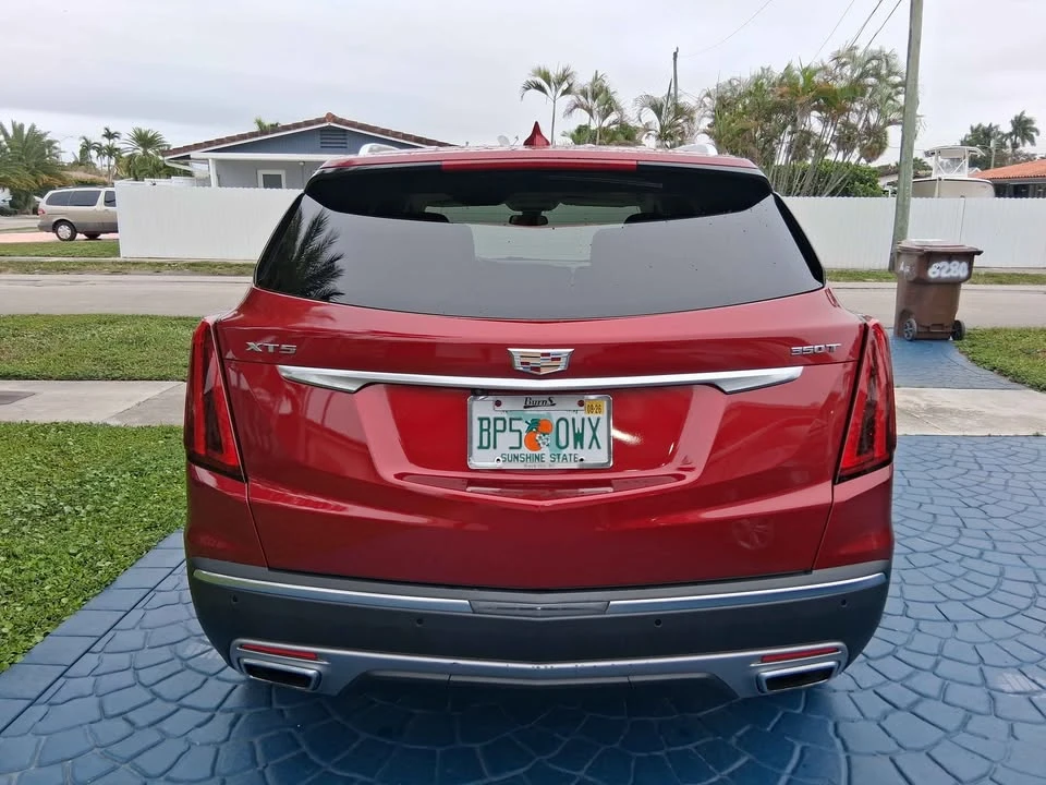 2023 Cadillac XT5 - Image 4 of 17