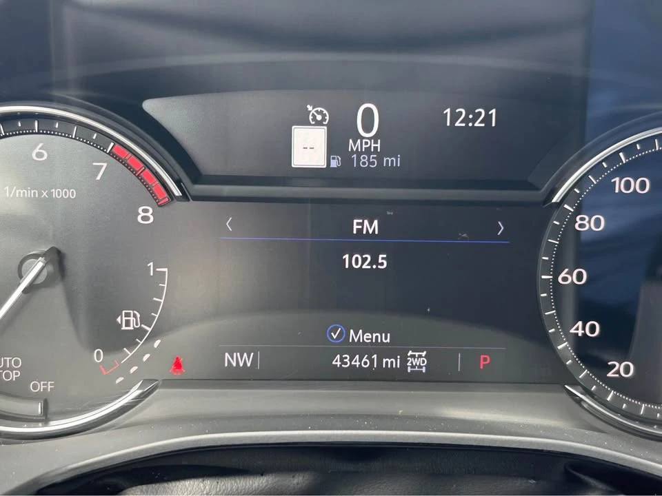 2023 Cadillac XT5 - Image 8 of 8