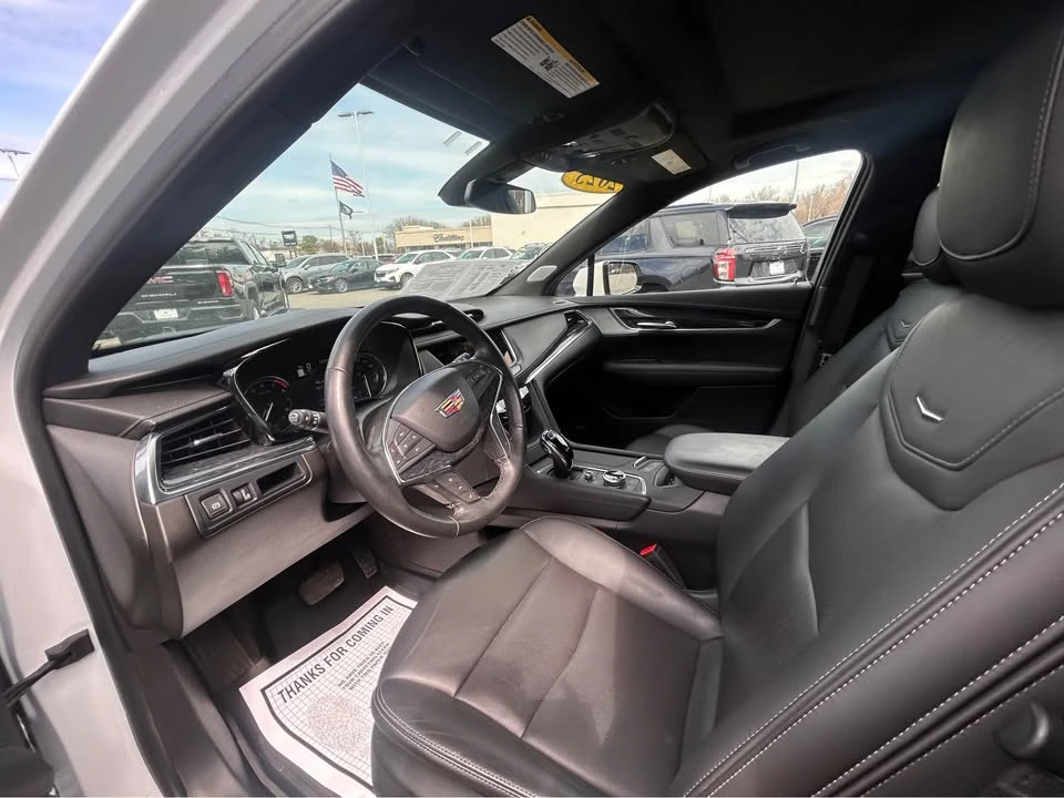 2023 Cadillac XT5 - Image 6 of 8