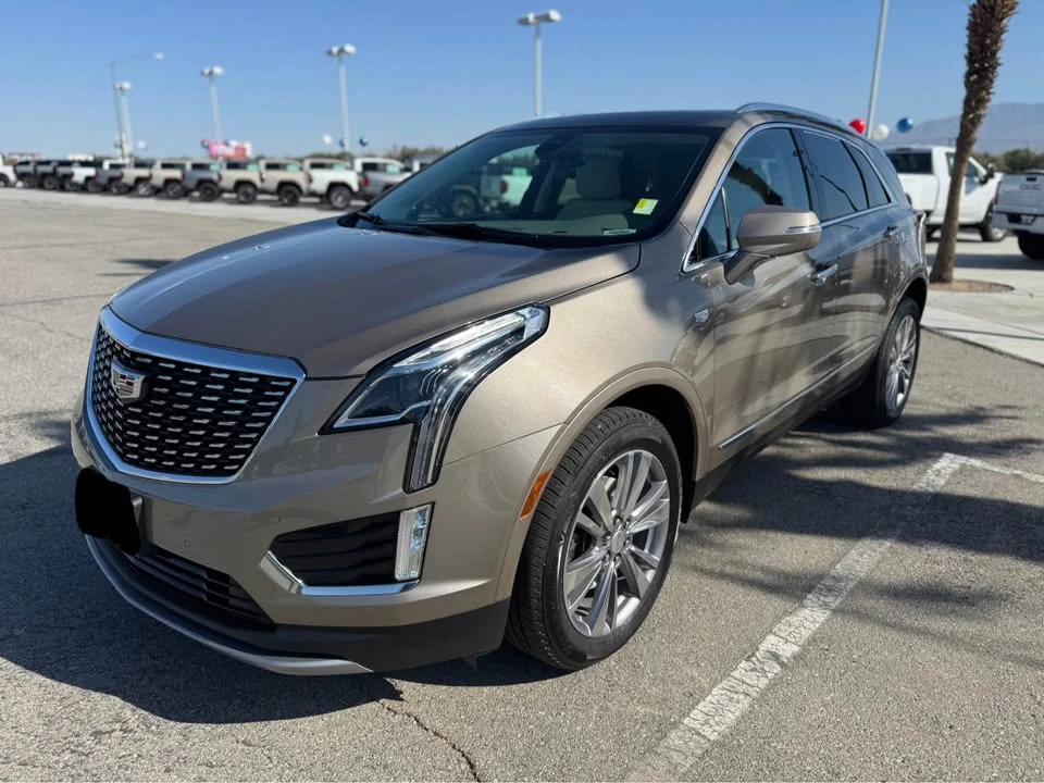2023 Cadillac XT5 - Image 2 of 6