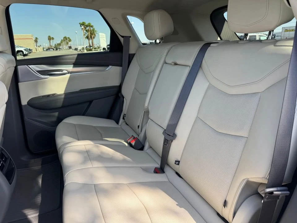 2023 Cadillac XT5 - Image 5 of 6