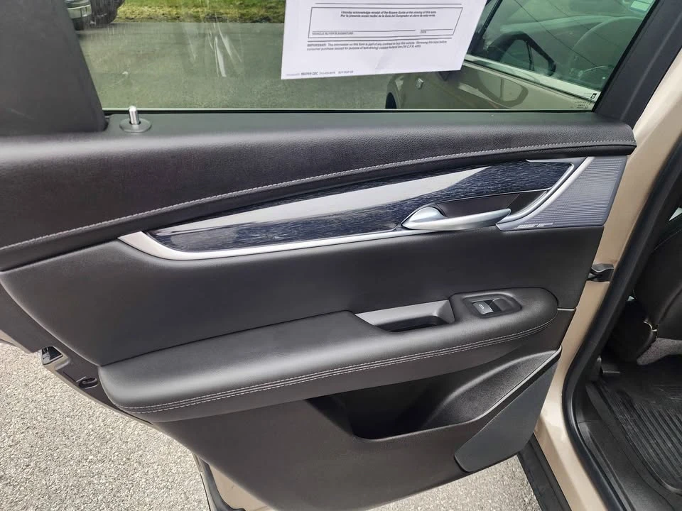 2023 Cadillac XT5 - Image 15 of 20