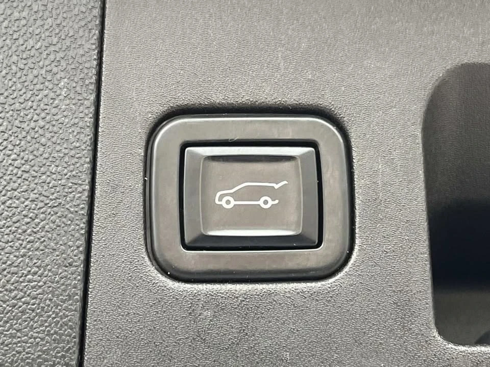 2023 Cadillac XT5 - Image 12 of 20