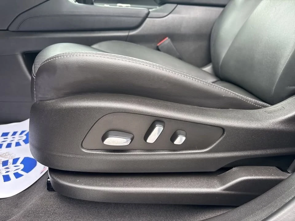 2023 Cadillac XT5 - Image 12 of 20