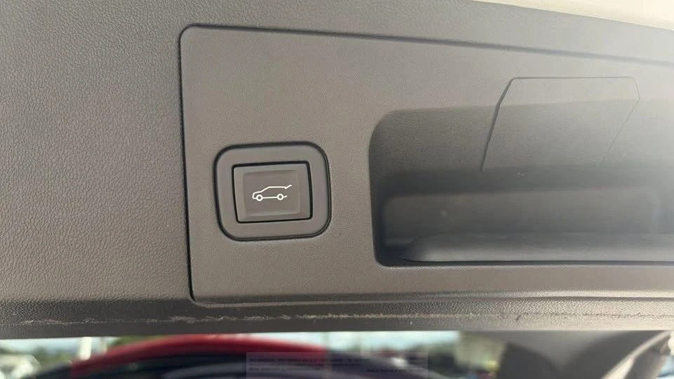 2023 Cadillac XT5 - Image 14 of 20