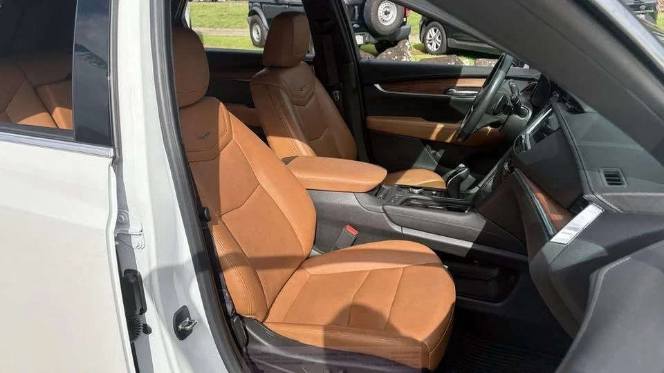 2023 Cadillac XT5 - Image 11 of 20