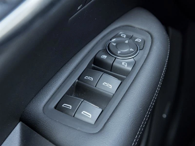 2023 Cadillac XT5 - Image 13 of 20