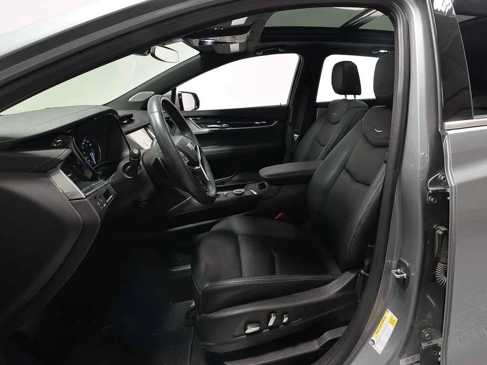2023 Cadillac XT5 - Image 8 of 18
