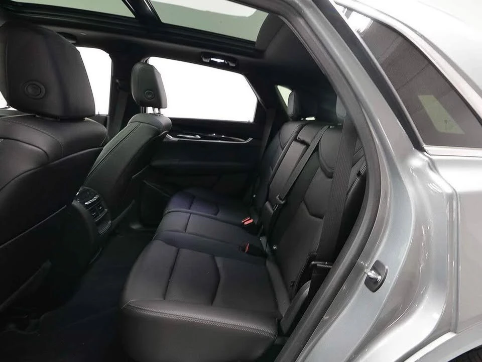 2023 Cadillac XT5 - Image 11 of 18