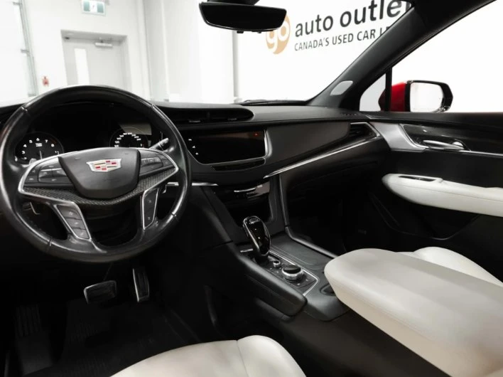 2023 Cadillac XT5 - Image 3 of 4