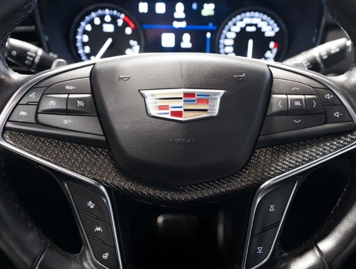 2023 Cadillac XT5 - Image 4 of 4