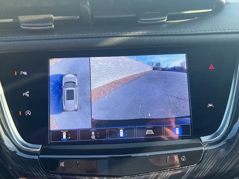 2023 Cadillac XT6 - Image 5 of 8