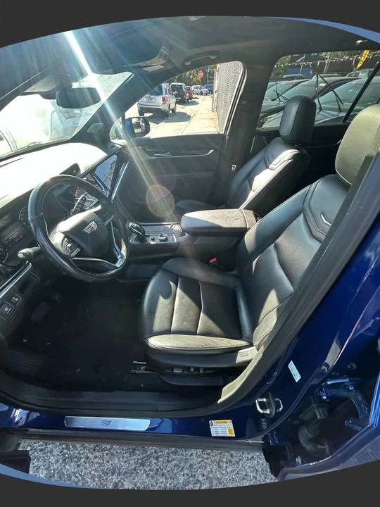 2023 Cadillac XT6 - Image 12 of 19
