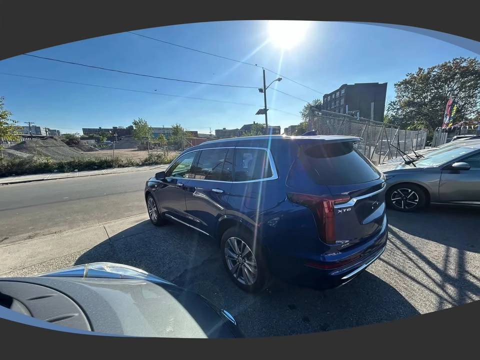 2023 Cadillac XT6 - Image 5 of 19