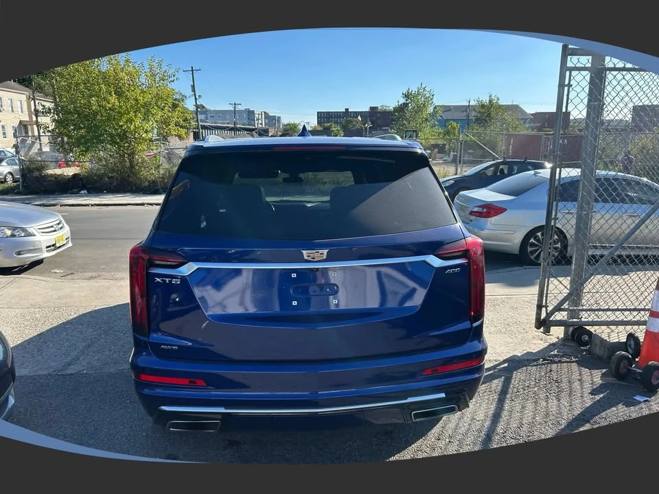 2023 Cadillac XT6 - Image 7 of 19